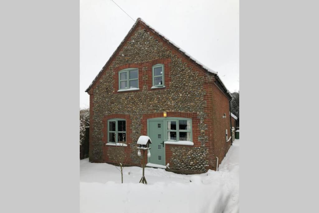 Ramblers Retreat Villa Saxthorpe Exterior photo